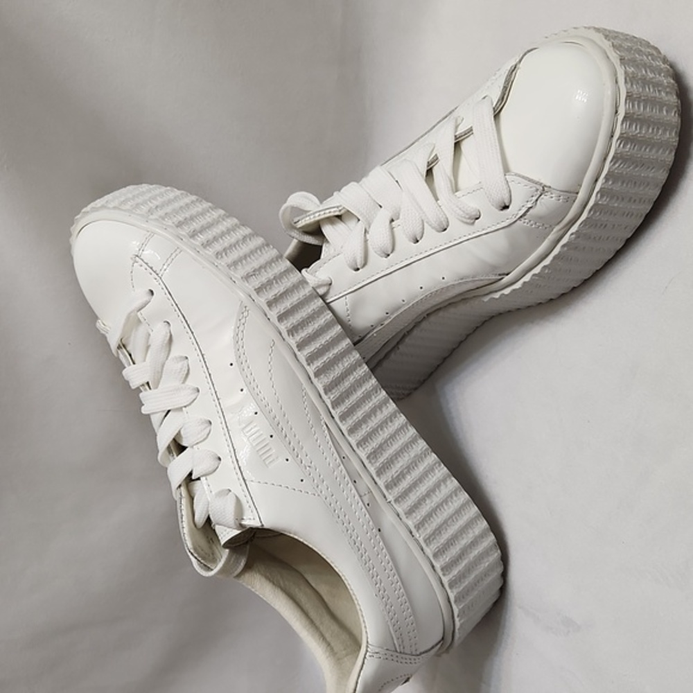 Puma × Fenty by Rihanna White Patent Leather Platform Sneakers (W Size 7.5)